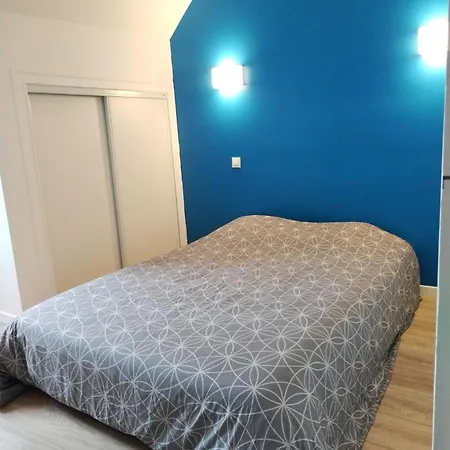 Maison Au Centre De Holiday home *
